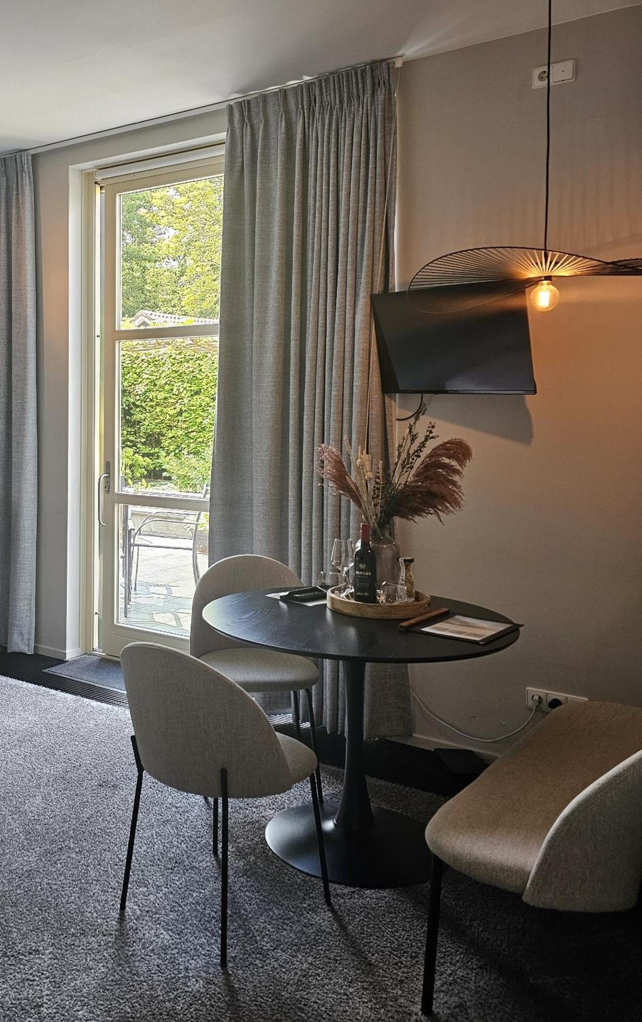 Guest Room Утрехт Экстерьер фото